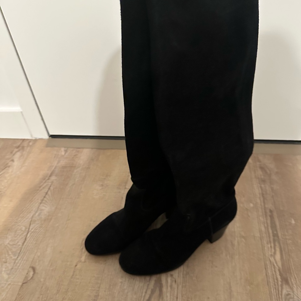 Michael Kors slouchy Black Suede Knee-High Boots size 7.5